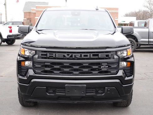 Used 2023 Chevrolet Silverado 1500 Custom image 5