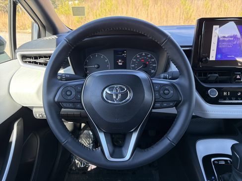 Used 2024 Toyota Corolla SE image 22
