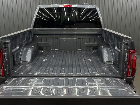 Used 2025 Ford F150 Lariat AWD/4WD image 17