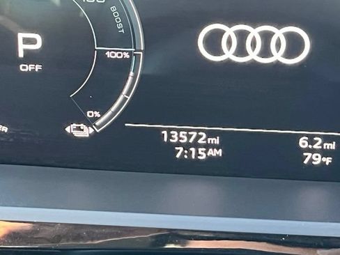 Used 2024 Audi Q8 e-tron Premium Plus w/ Premium Plus Package AWD/4WD image 16