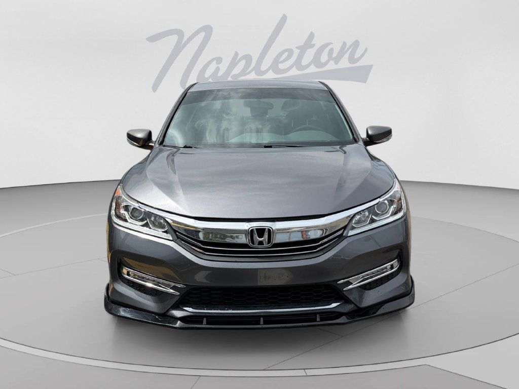 Used 2016 Honda Accord Sport image 9