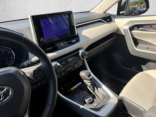 Certified 2025 Toyota RAV4 XLE Premium AWD/4WD image 16