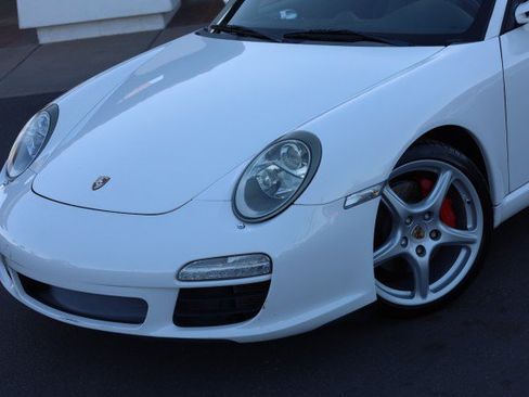 Used 2009 Porsche 911 Carrera S RWD image 6