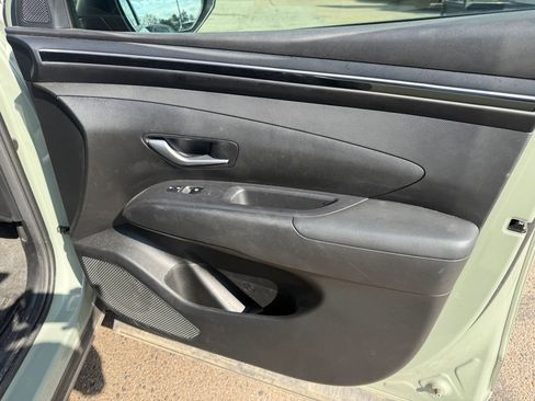 Used 2023 Hyundai Santa Cruz SEL Premium image 10