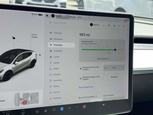 Used 2022 Tesla Model Y Performance AWD/4WD image 32