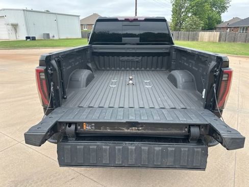 Used 2024 GMC Sierra 2500 AT4 w/ Max Trailering Package AWD/4WD image 13