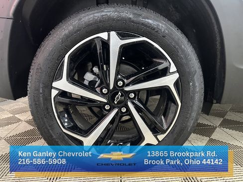 Certified 2023 Chevrolet TrailBlazer RS w/ Convenience Package image 27