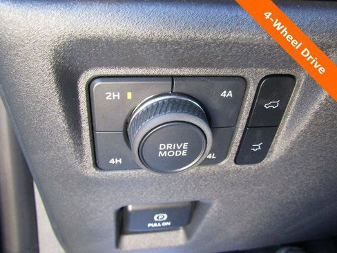 Certified 2025 Ford Expedition Max Active AWD/4WD image 9