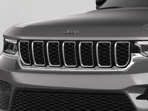 New 2025 Jeep Grand Cherokee Laredo X image 15