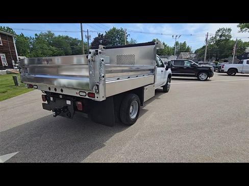 Used 2025 Chevrolet Silverado 3500 W/T w/ WT Convenience Package AWD/4WD image 8