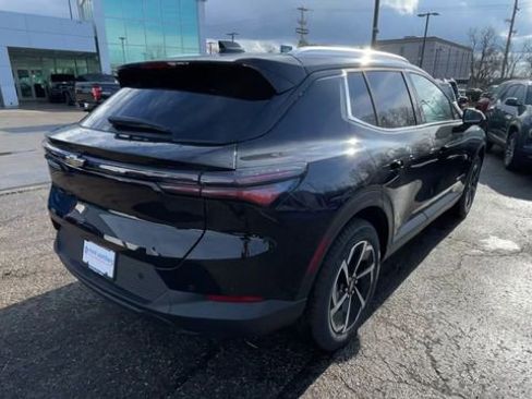 New 2026 Chevrolet Equinox EV LT image 9