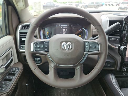 New 2026 RAM 3500 Laramie AWD/4WD image 19