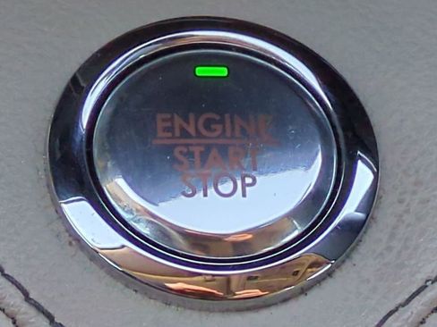 Used 2022 Lincoln Navigator Reserve image 30