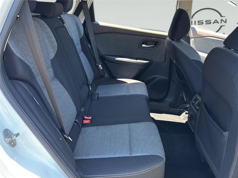 Used 2021 Nissan Rogue SV AWD/4WD image 25
