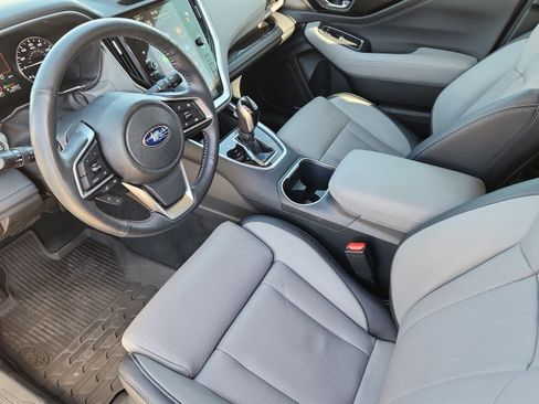 Used 2022 Subaru Outback Limited AWD/4WD image 10