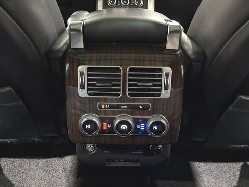 Used 2014 Land Rover Range Rover Autobiography image 57