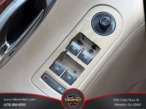 Used 2013 Buick LaCrosse Premium FWD image 23