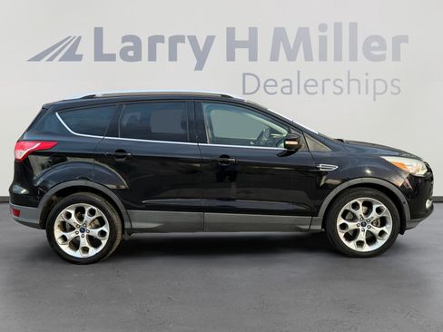 Used 2016 Ford Escape Titanium w/ Equipment Group 301A AWD/4WD image 6