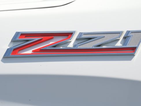 Used 2020 Chevrolet Silverado 1500 LT w/ All-Star Edition image 34