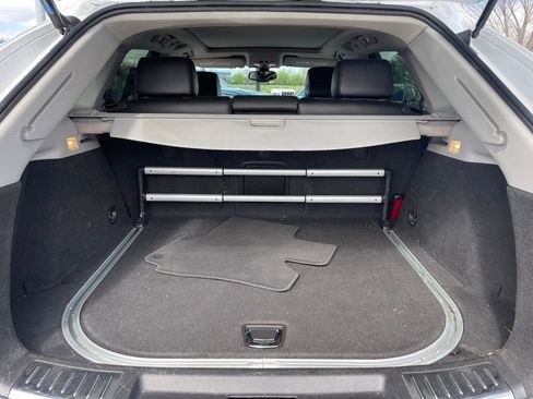 Used 2013 Cadillac SRX Luxury image 13