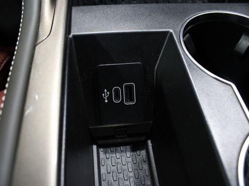 Certified 2024 Lincoln Nautilus Black Label w/ Jet Appearance Package (87T) image 23