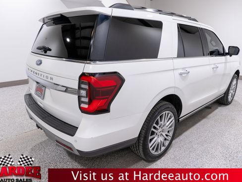 Used 2023 Ford Expedition Limited AWD/4WD image 5