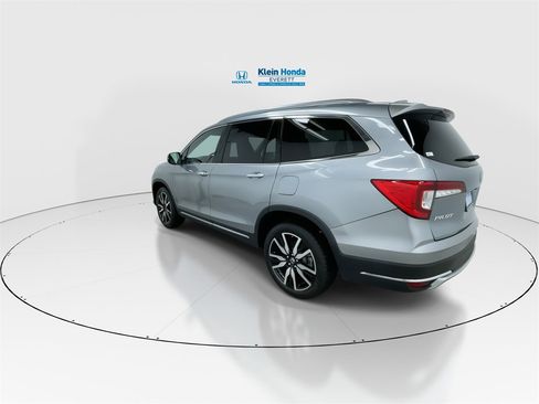 Used 2020 Honda Pilot Touring image 8