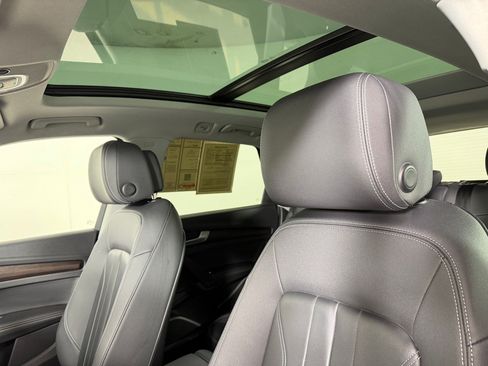 Used 2023 Audi Q5 2.0T Premium Plus w/ Premium Plus Package AWD/4WD image 23