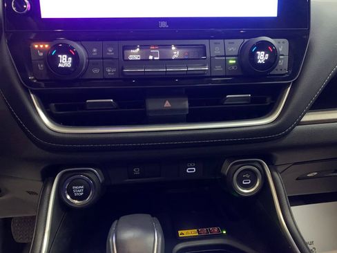 Used 2026 Toyota Grand Highlander AWD image 26