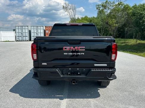 Certified 2024 GMC Sierra 1500 Elevation AWD/4WD image 4