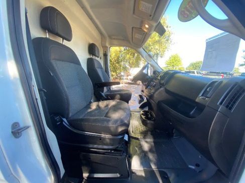 Used 2018 RAM ProMaster 2500 image 19