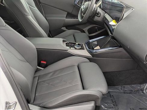 Used 2025 BMW X3 xDrive30i w/ Convenience Package image 21