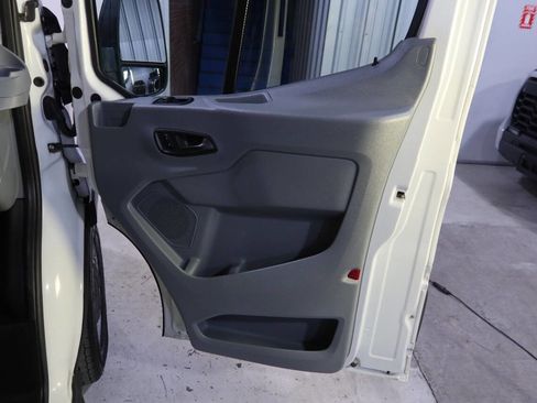 Used 2016 Ford Transit 350 XL image 14
