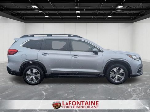 Used 2022 Subaru Ascent Premium w/ Convenience Package image 4
