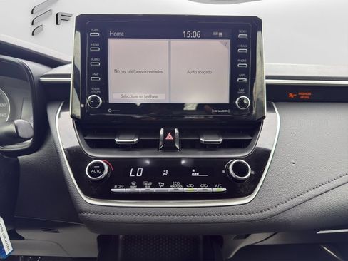 Used 2021 Toyota Corolla SE FWD image 18