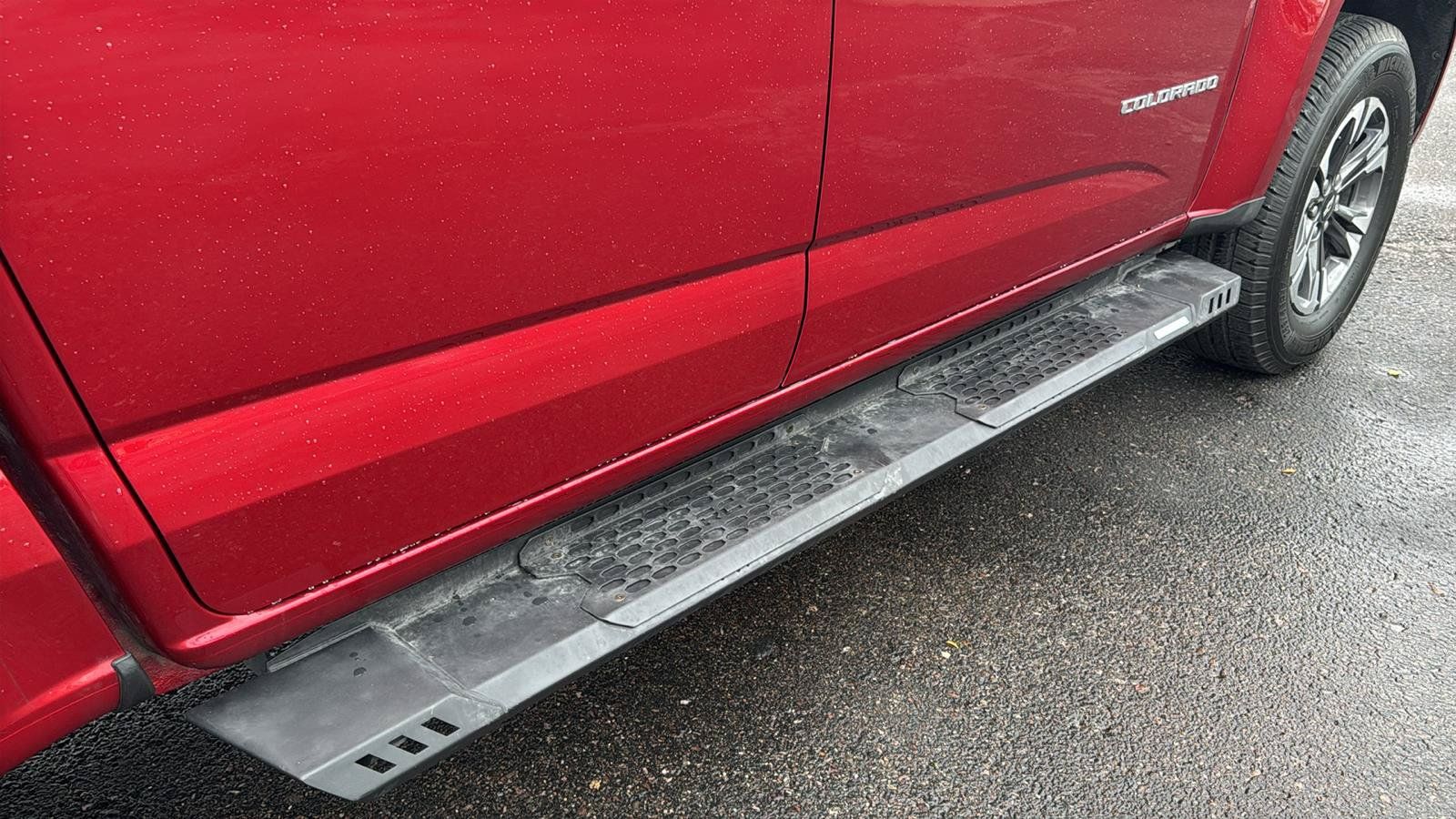 Used 2021 Chevrolet Colorado Z71 AWD/4WD image 12