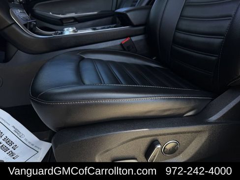Used 2019 Ford Edge SEL w/ Cold Weather Package FWD image 28
