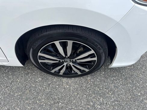Used 2019 Honda Fit EX-L image 11