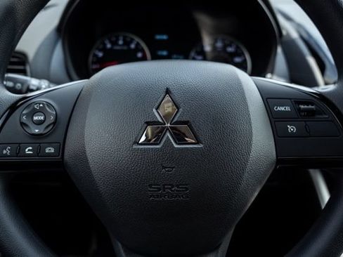 New 2026 Mitsubishi Eclipse Cross LE AWD/4WD image 16