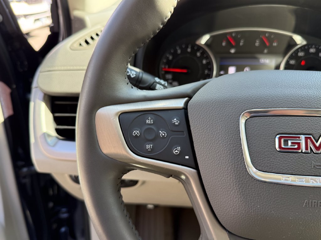 Used 2019 GMC Terrain Denali w/ Advanced Safety Package AWD/4WD image 27