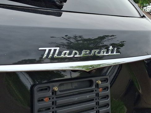 Certified 2023 Maserati Levante GT AWD/4WD image 30