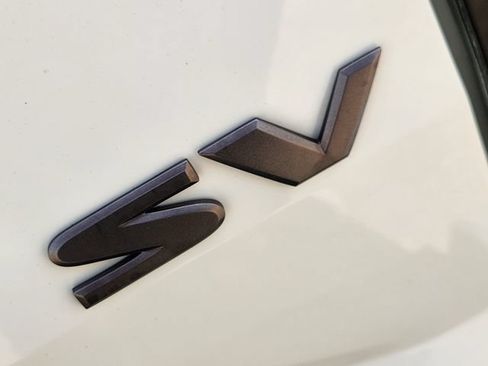 Used 2022 Nissan Frontier SV w/ Technology Package RWD image 11