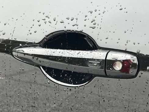 Certified 2023 Nissan Rogue SL w/ SL Premium Package image 31