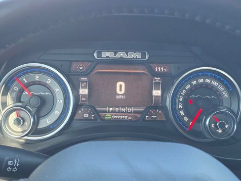 Used 2023 RAM 1500 Big Horn AWD/4WD image 34