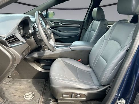 Used 2023 Buick Enclave Essence w/ Experience Buick Package FWD image 11