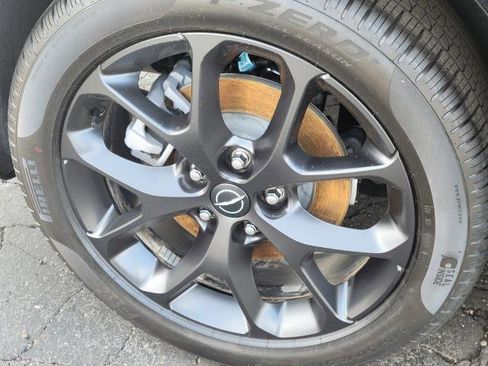 New 2026 Chrysler Pacifica Limited w/ S Appearance Package AWD/4WD image 35