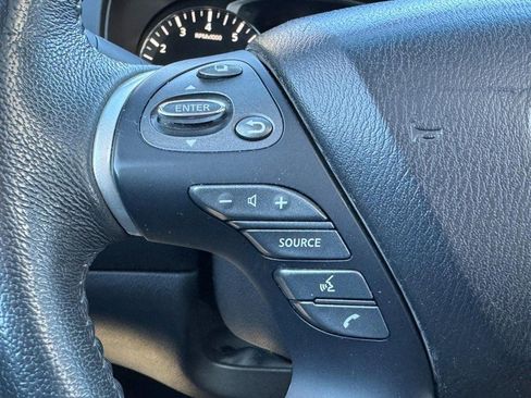 Used 2016 Nissan Pathfinder SL w/ SL Premium Package image 16