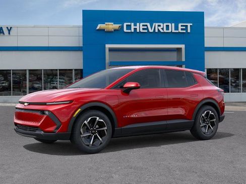 New 2026 Chevrolet Equinox EV LT image 2