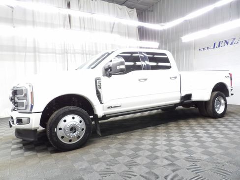 Used 2024 Ford F450 Platinum AWD/4WD image 9