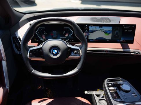 Certified 2023 BMW iX xDrive50 w/ Sport Package AWD/4WD image 7